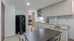 Apartamento en laureles con piscina y parqueadero 402